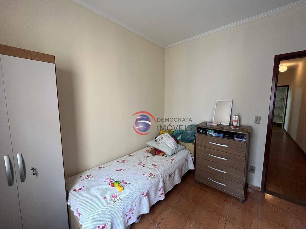 Sobrado à venda com 3 quartos, 187m² - Foto 4