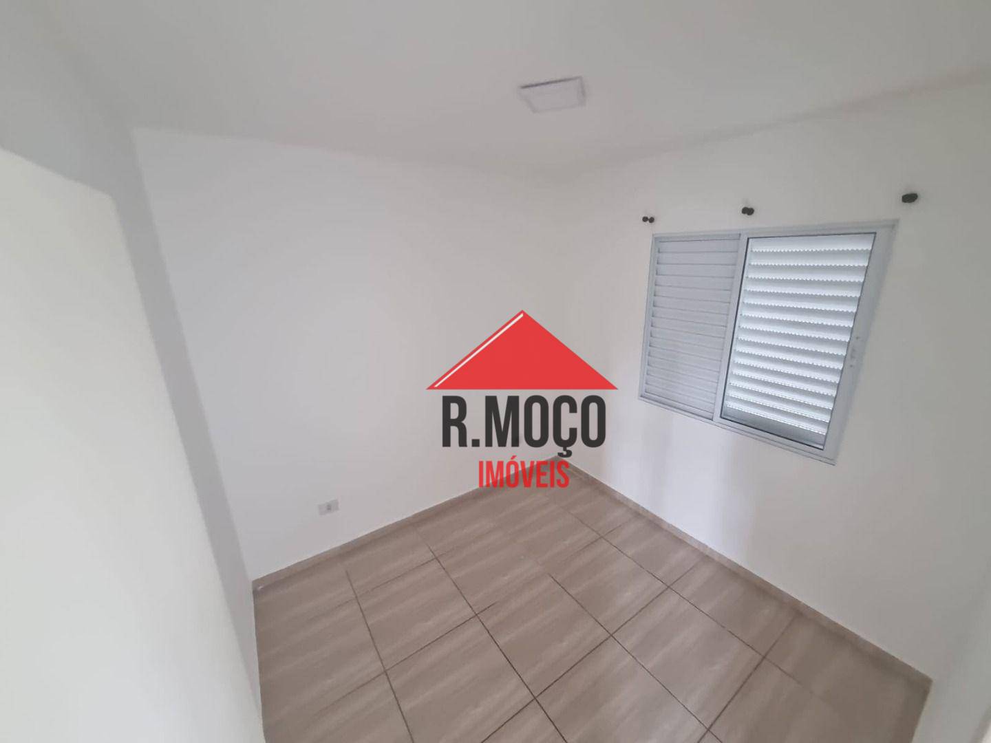 Apartamento para alugar com 2 quartos, 42m² - Foto 11