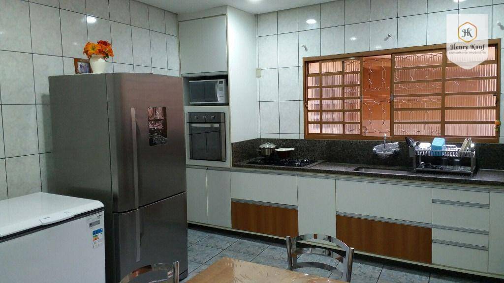 Sobrado à venda com 2 quartos, 267m² - Foto 15