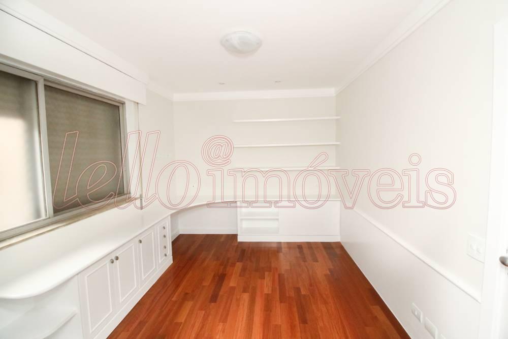 Apartamento para alugar com 4 quartos, 307m² - Foto 13