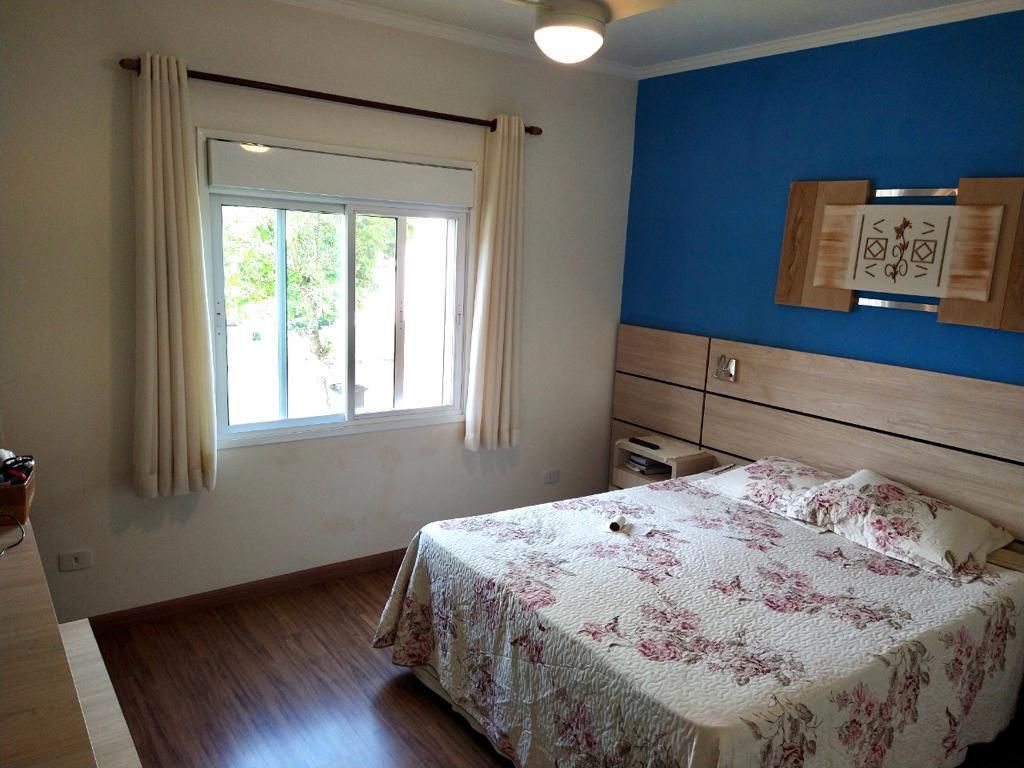 Casa à venda com 3 quartos, 230m² - Foto 27