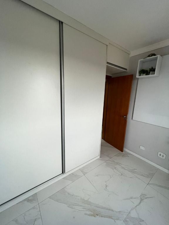 Apartamento à venda com 2 quartos, 49m² - Foto 4