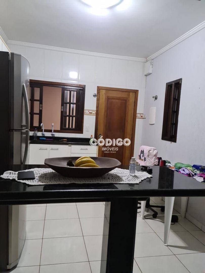 Casa à venda com 3 quartos, 140m² - Foto 7