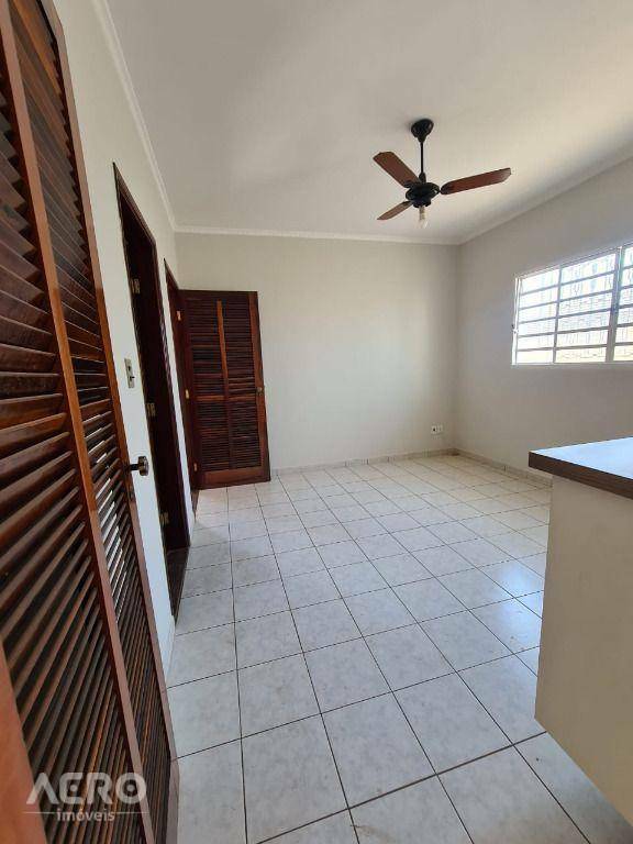 Casa à venda com 3 quartos, 145m² - Foto 17