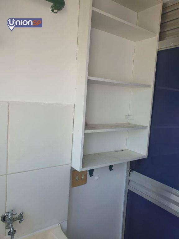 Apartamento à venda com 2 quartos, 40m² - Foto 10