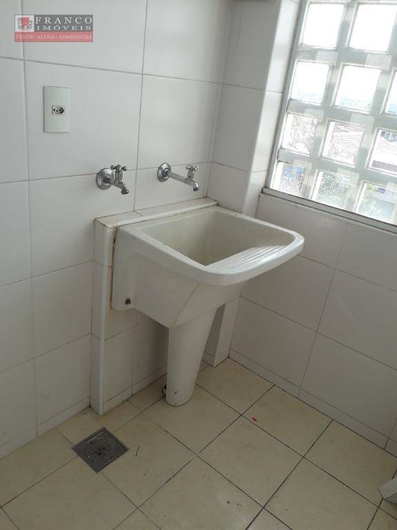 Apartamento à venda com 2 quartos, 60m² - Foto 14