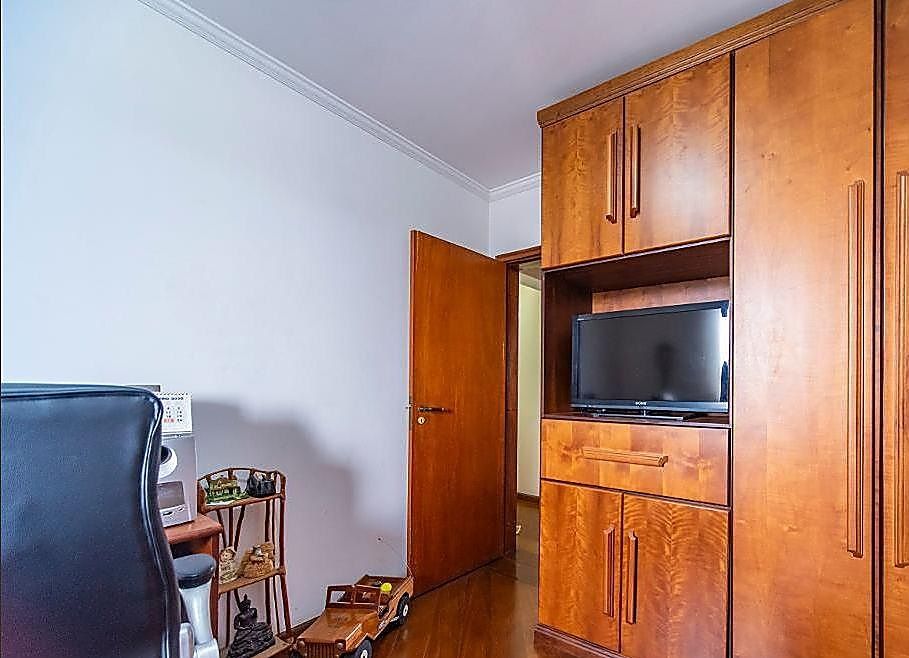 Apartamento à venda com 3 quartos, 162m² - Foto 21