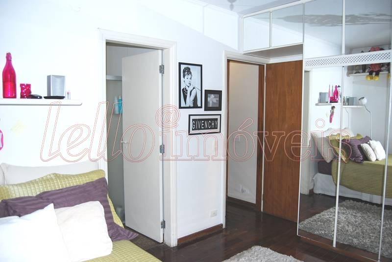 Apartamento à venda com 3 quartos, 180m² - Foto 15