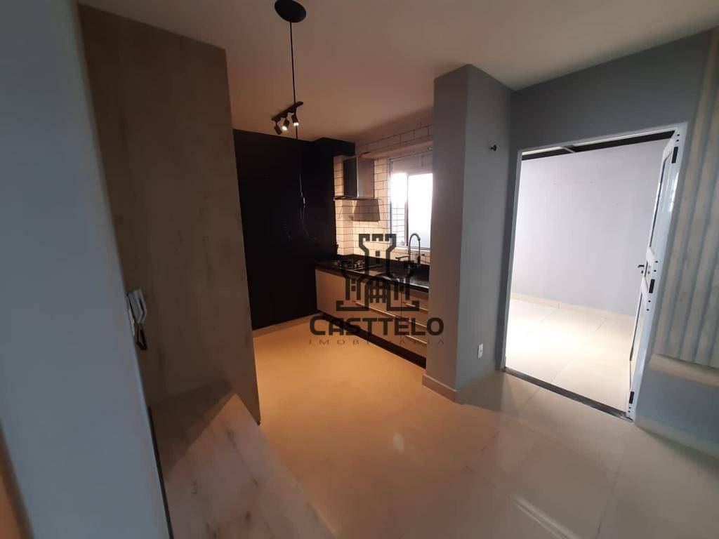 Apartamento à venda com 2 quartos, 49m² - Foto 3