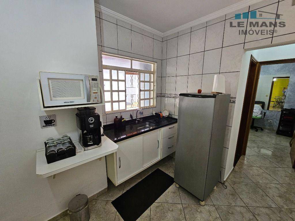 Casa à venda com 2 quartos, 74m² - Foto 12