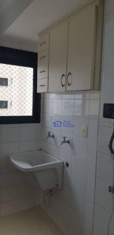 Apartamento para alugar com 2 quartos, 67m² - Foto 22