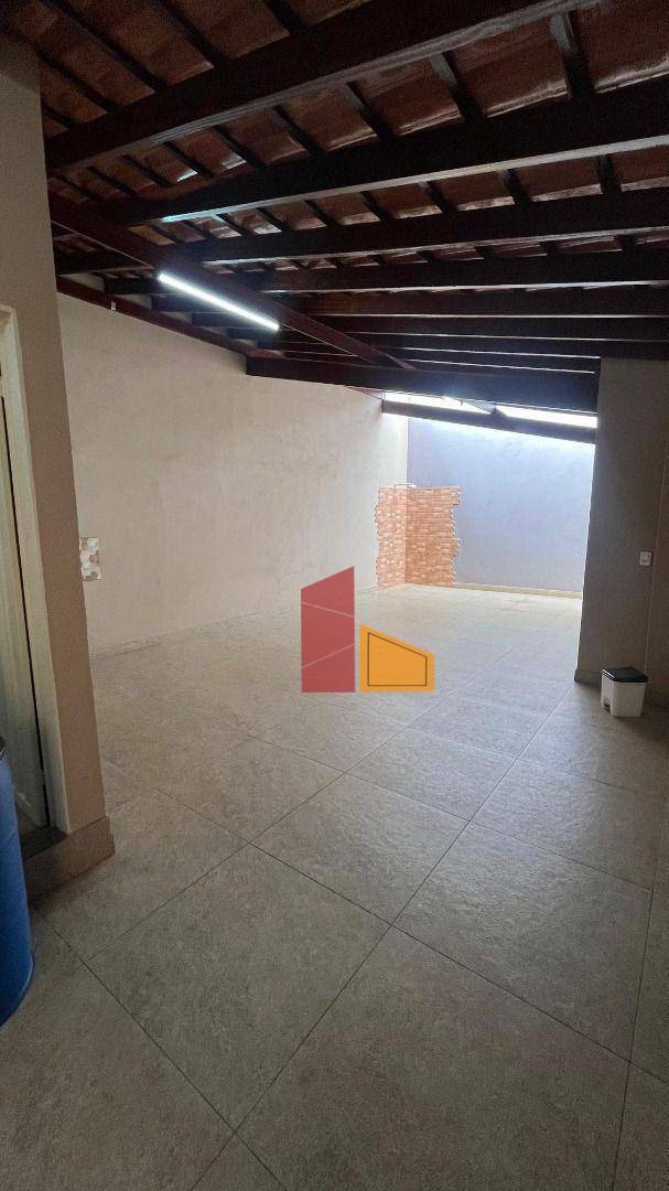 Casa à venda com 4 quartos, 109m² - Foto 16