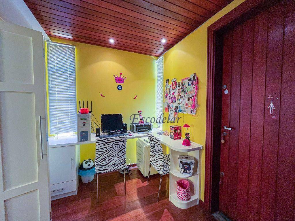 Casa para alugar com 4 quartos, 306m² - Foto 27