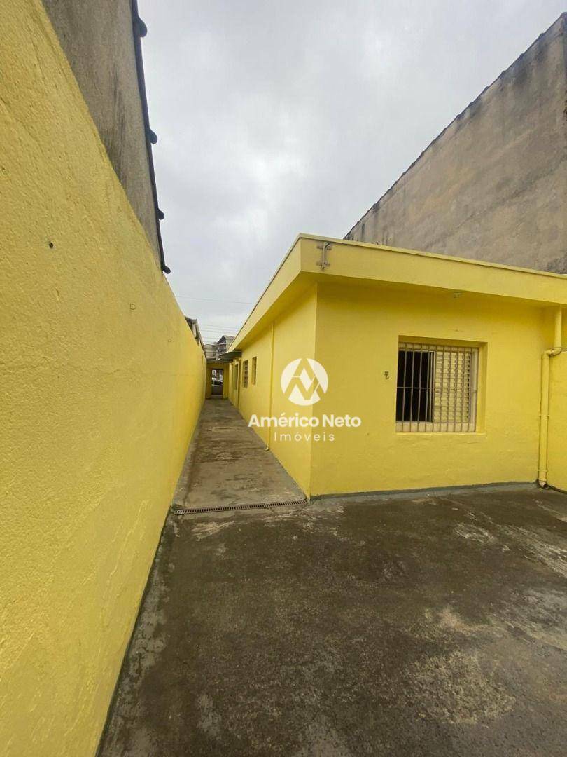 Casa à venda com 2 quartos, 130m² - Foto 2