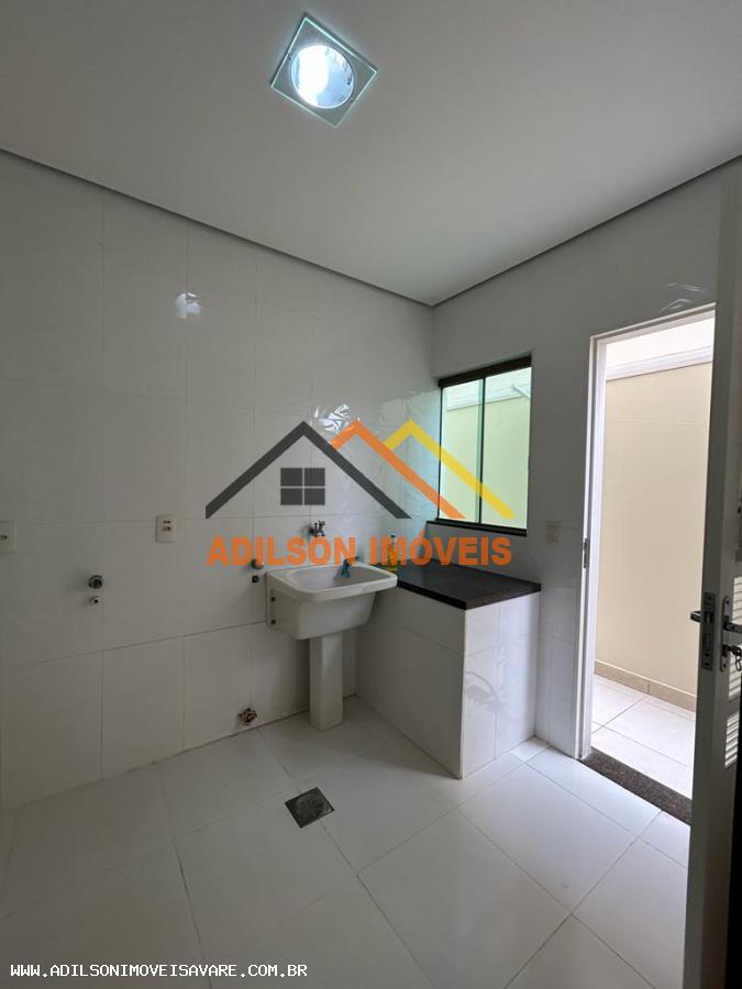 Casa à venda com 3 quartos, 275m² - Foto 6