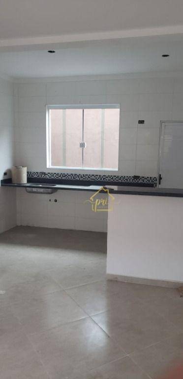 Sobrado à venda com 2 quartos, 60m² - Foto 18