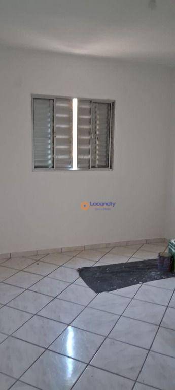 Apartamento para alugar com 2 quartos, 76m² - Foto 5