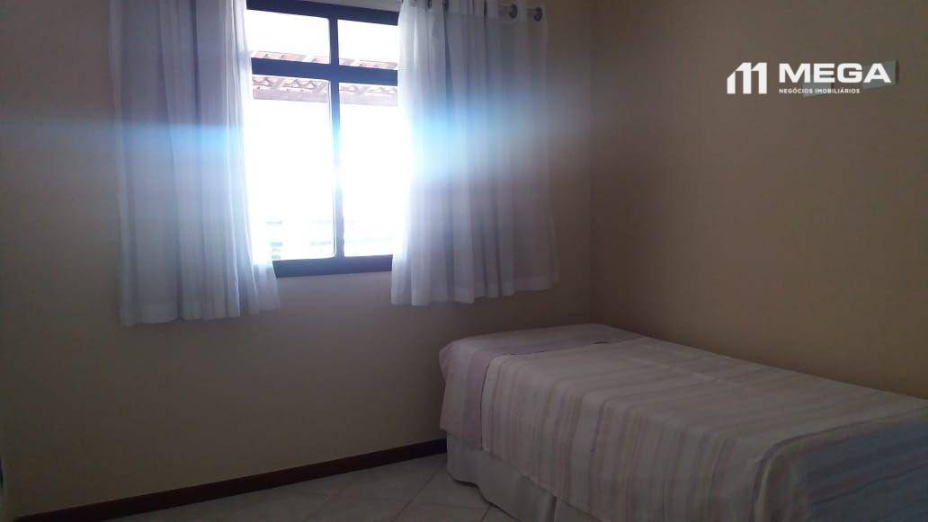 Casa, 4 quartos, 258 m² - Foto 4