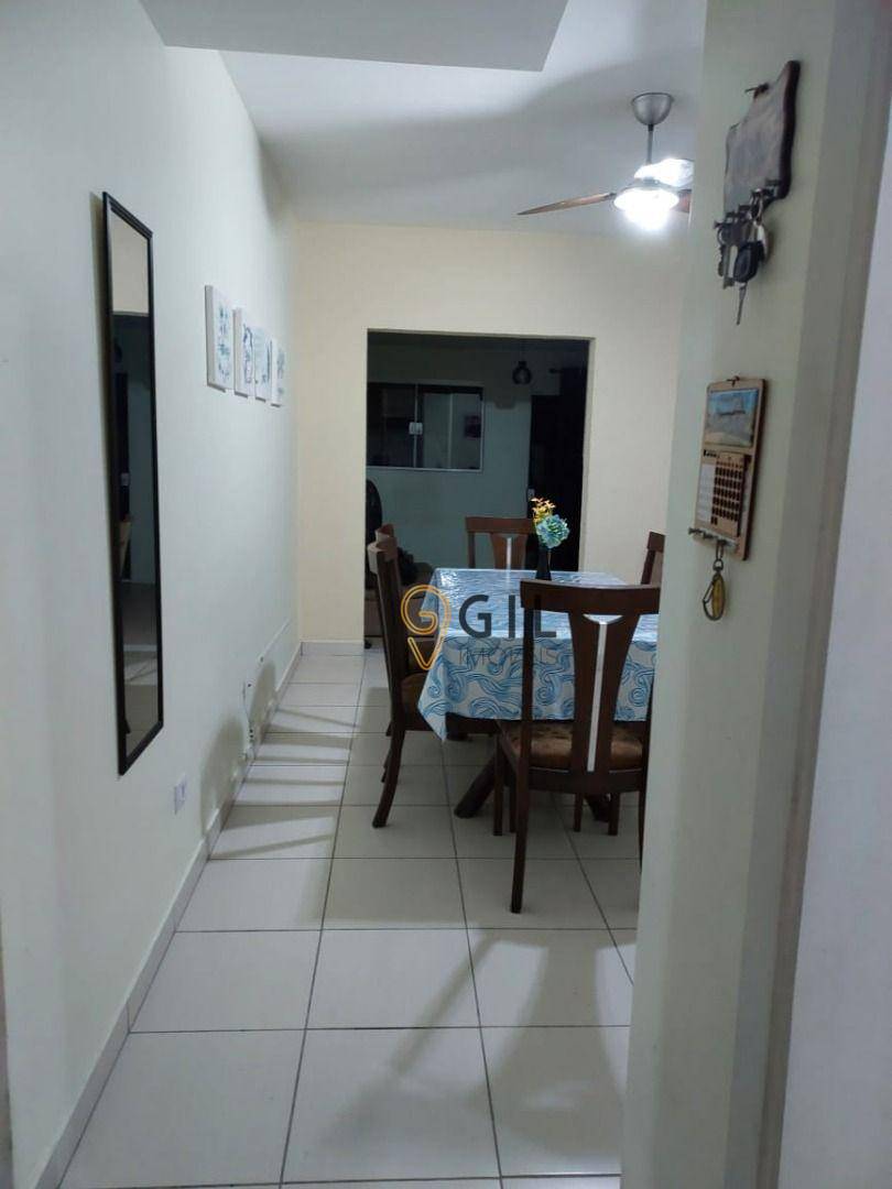 Sobrado à venda com 3 quartos, 100m² - Foto 2