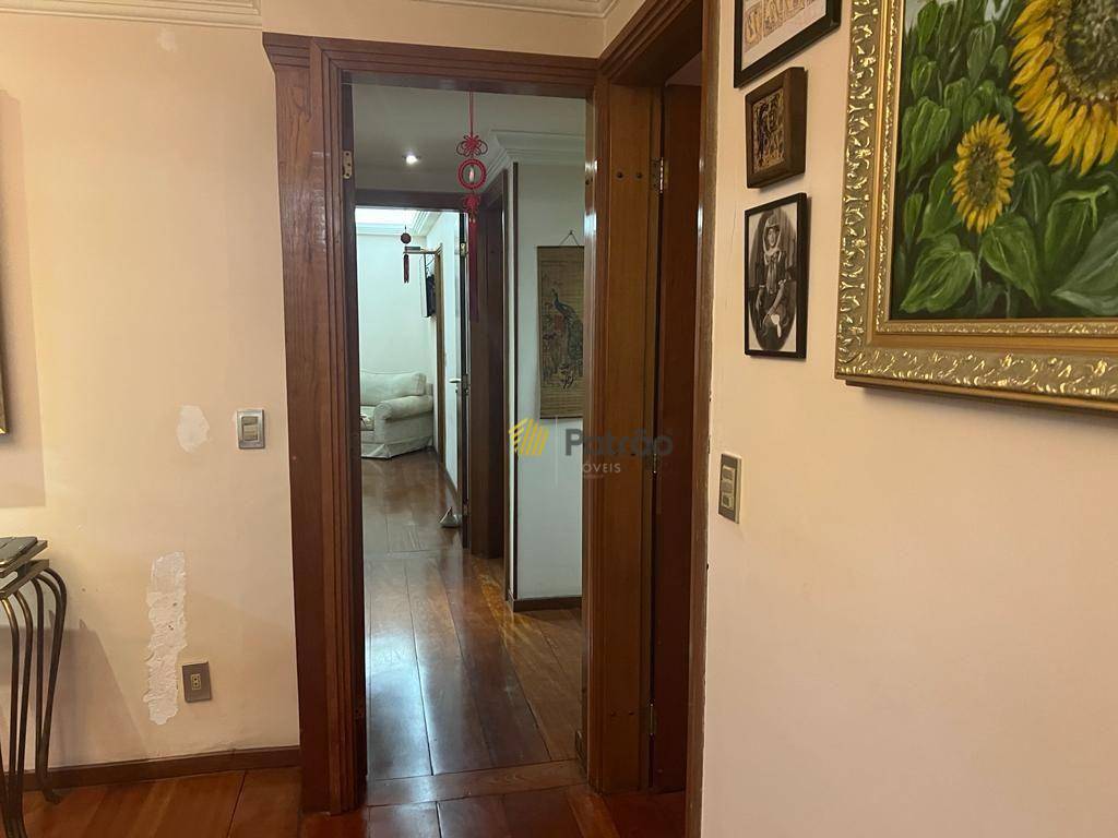 Apartamento à venda com 3 quartos, 136m² - Foto 31