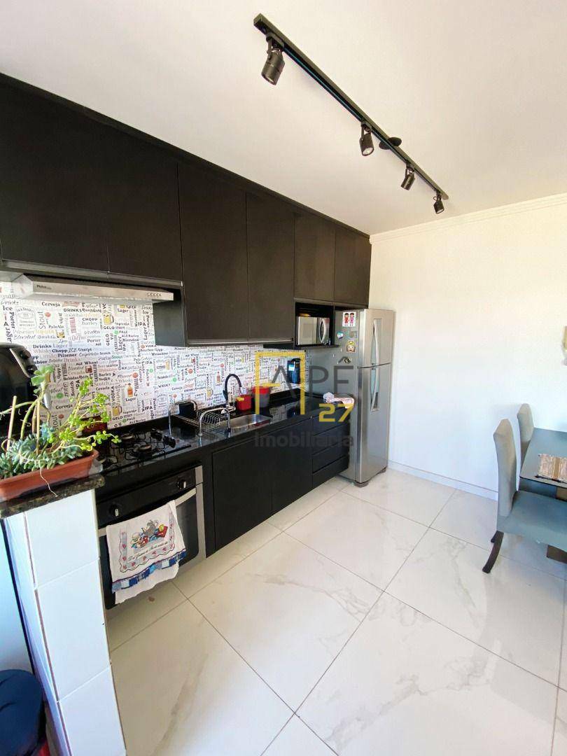 Apartamento à venda com 2 quartos, 59m² - Foto 2