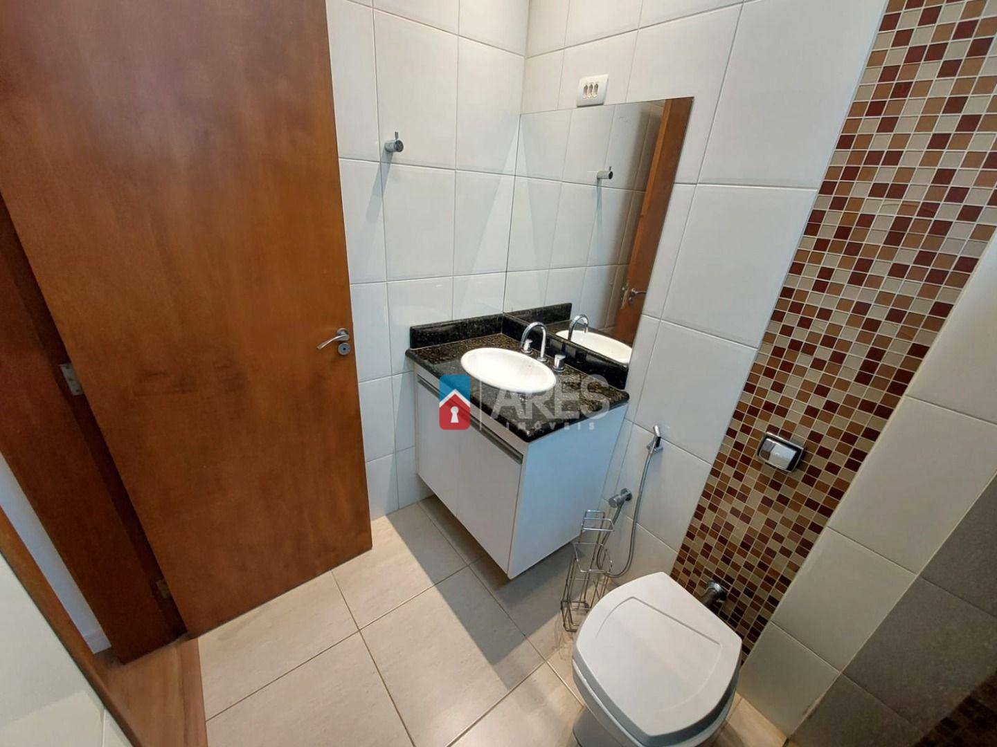 Casa à venda com 3 quartos, 190m² - Foto 18