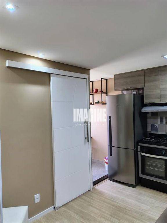 Apartamento à venda com 2 quartos, 40m² - Foto 5