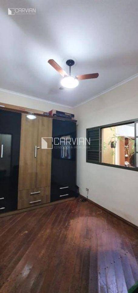 Casa à venda com 3 quartos, 180m² - Foto 11