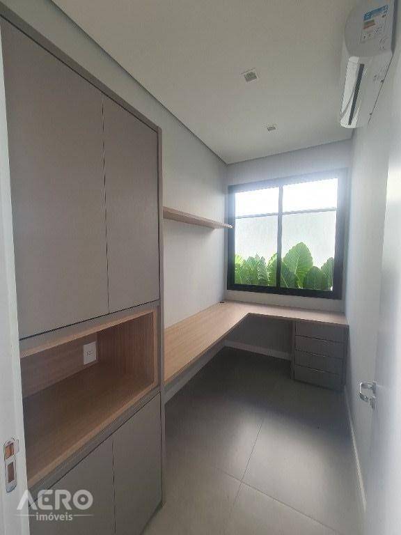 Casa de Condomínio à venda com 3 quartos, 275m² - Foto 18