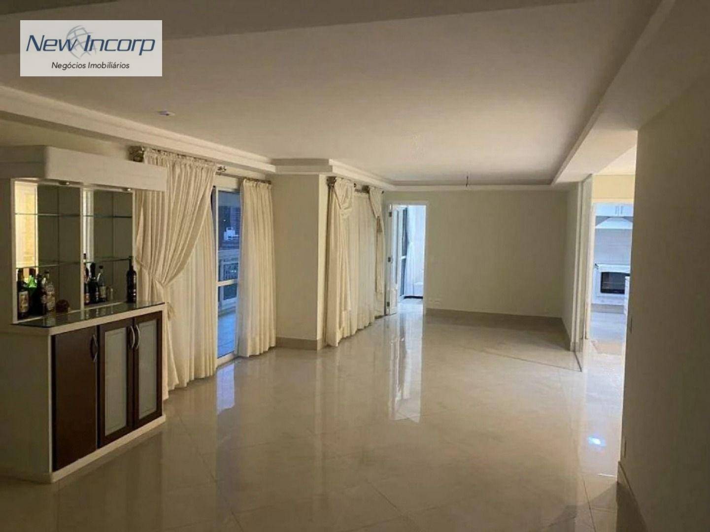 Apartamento à venda com 3 quartos, 184m² - Foto 2