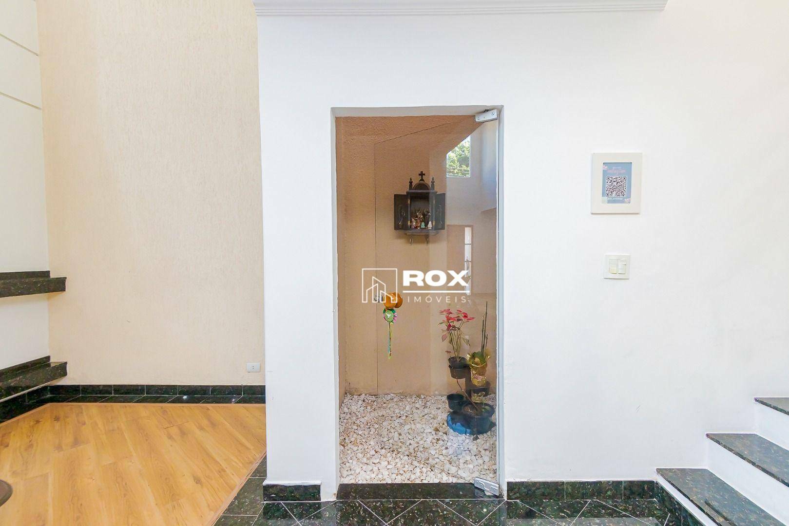 Casa para alugar com 4 quartos, 362m² - Foto 11