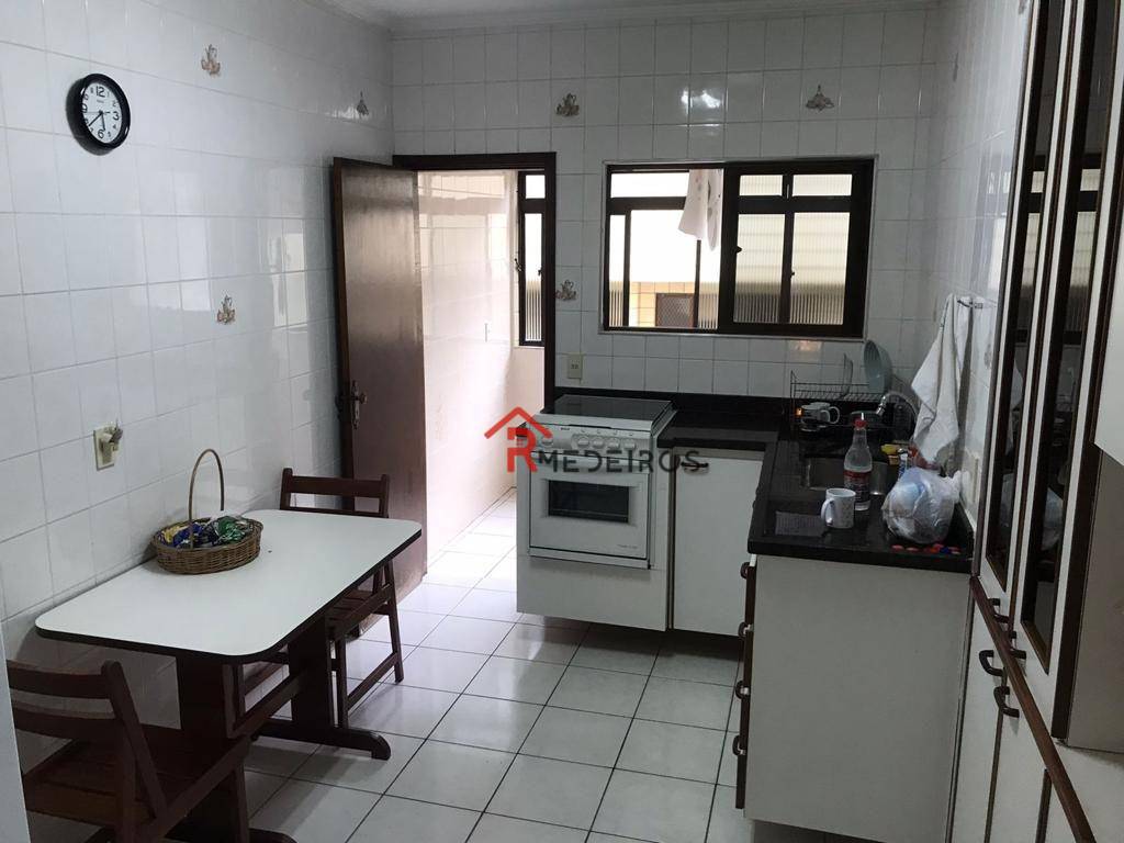 Apartamento à venda com 2 quartos, 94m² - Foto 11