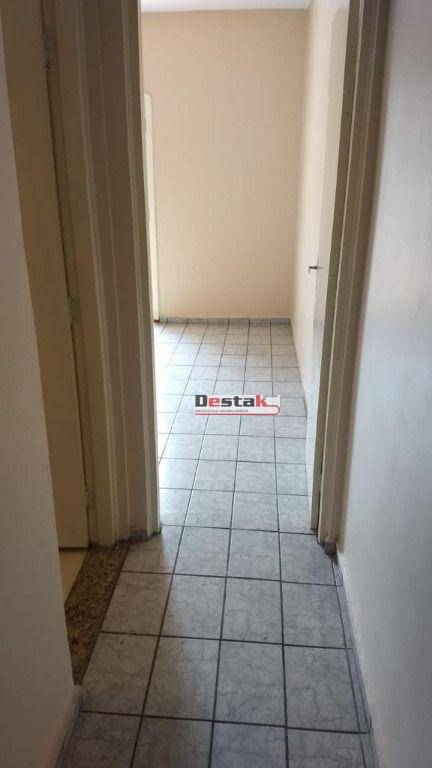 Sobrado à venda com 2 quartos, 178m² - Foto 26