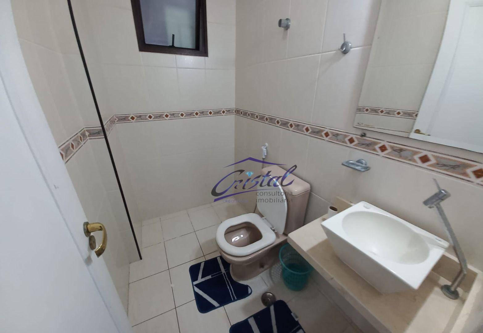 Apartamento à venda com 4 quartos, 210m² - Foto 17