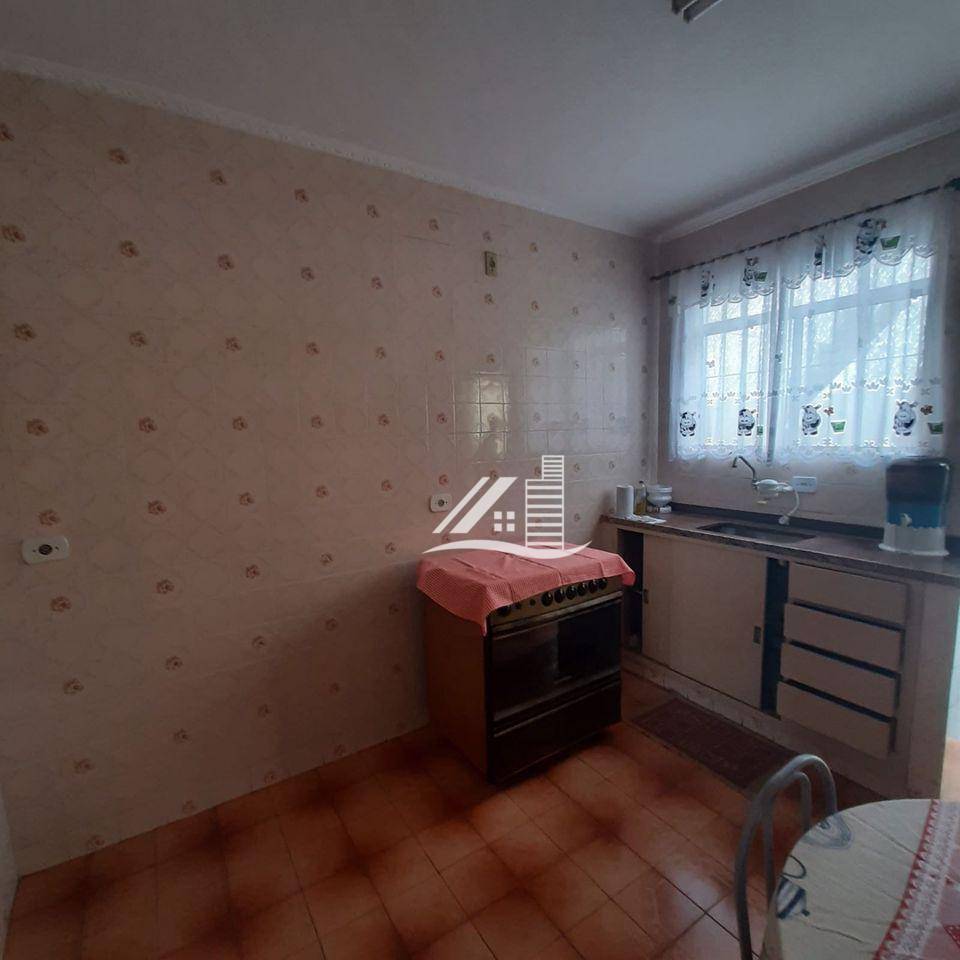 Sobrado à venda com 3 quartos, 70m² - Foto 3