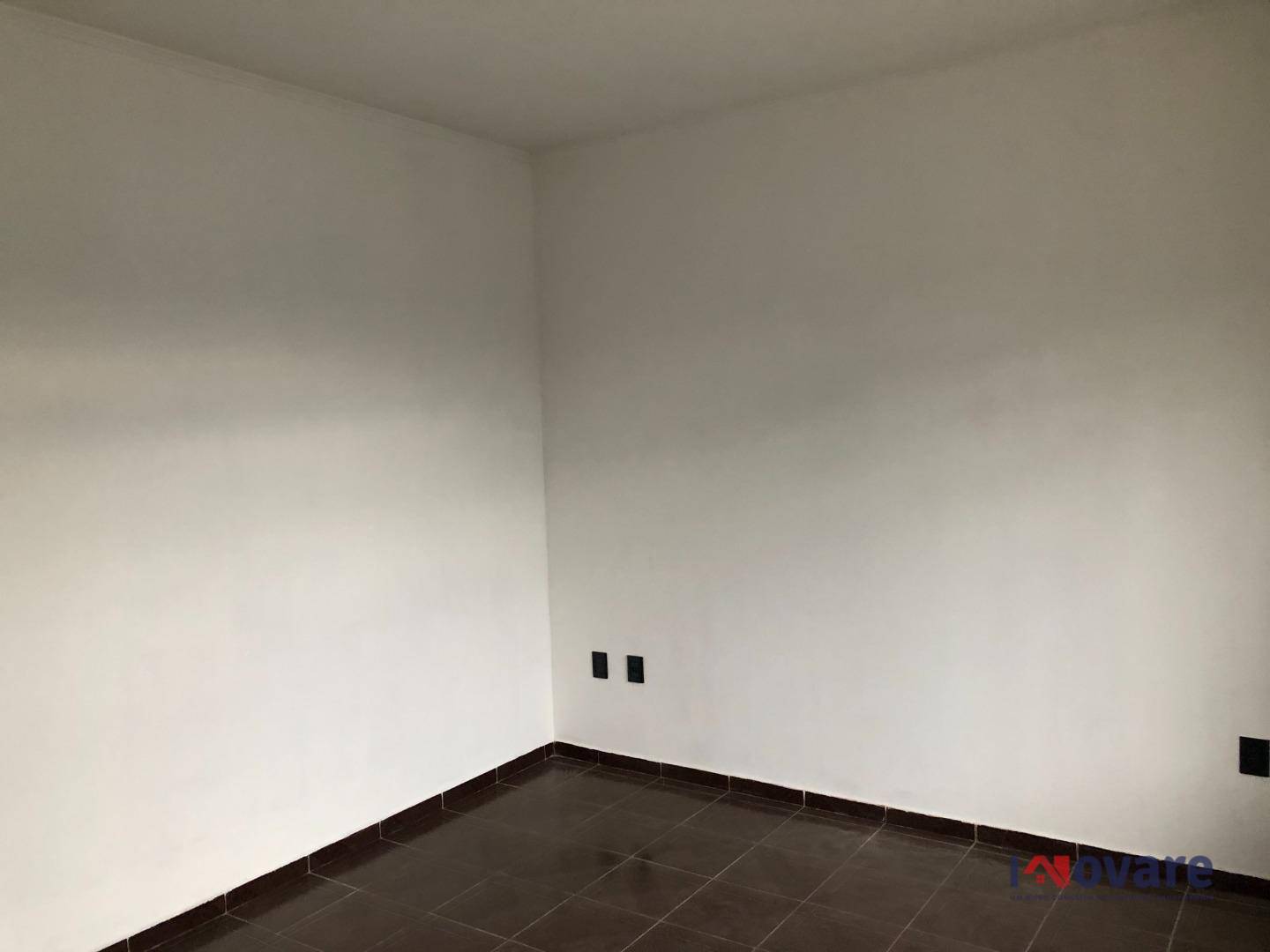 Casa à venda com 2 quartos, 111m² - Foto 2