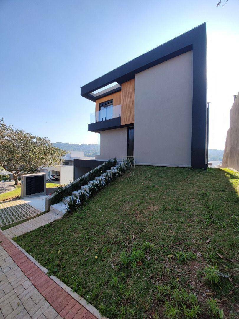 Casa de Condomínio à venda com 4 quartos, 420m² - Foto 4