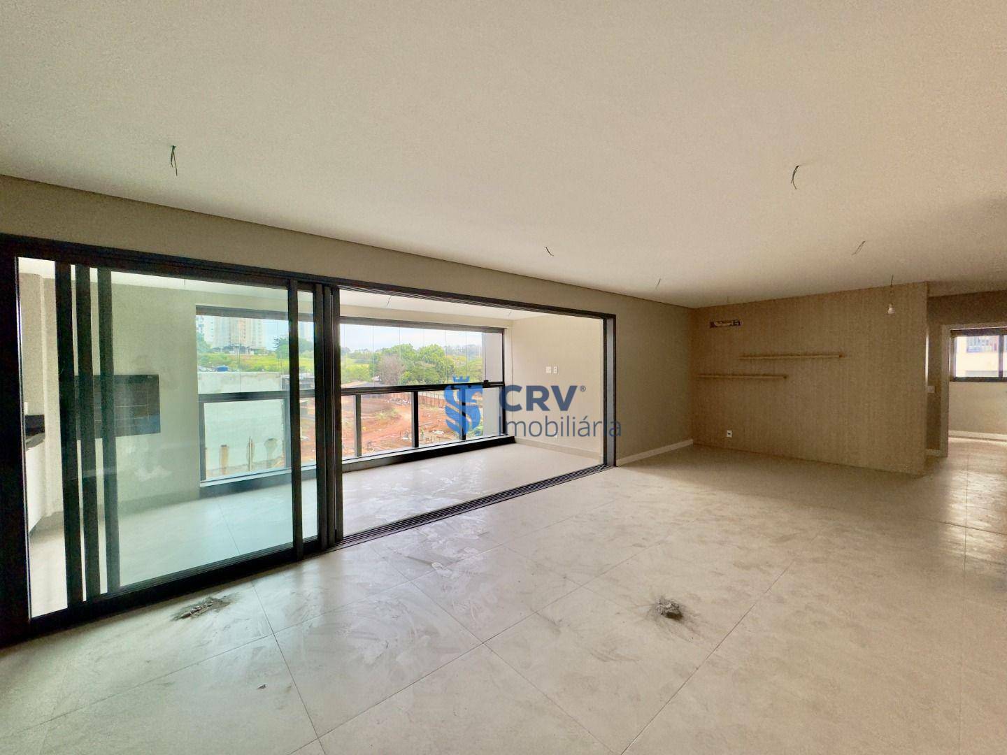 Apartamento à venda com 3 quartos, 155m² - Foto 1