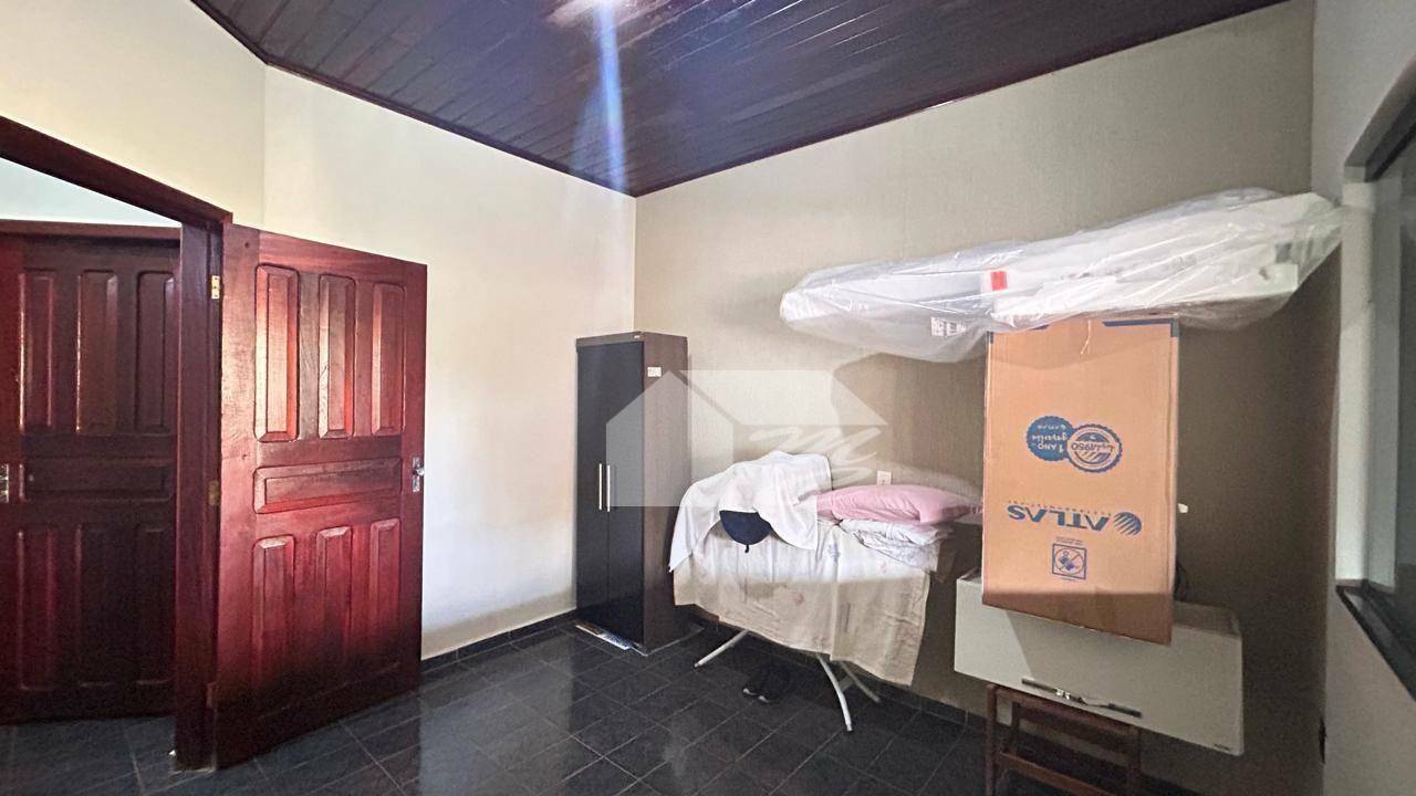 Casa à venda com 3 quartos, 150m² - Foto 9