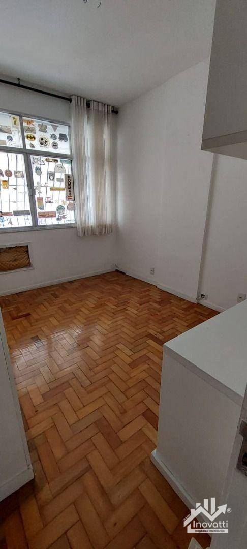 Apartamento à venda com 3 quartos, 120m² - Foto 7