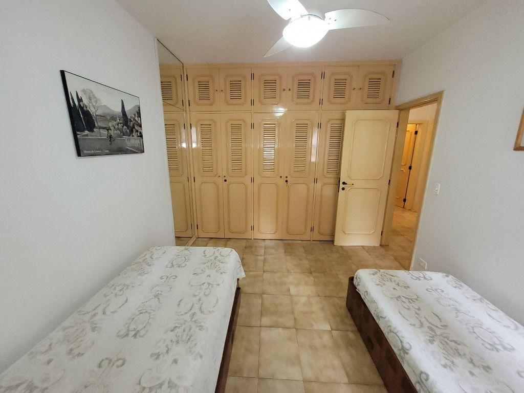 Apartamento à venda com 4 quartos, 216m² - Foto 20