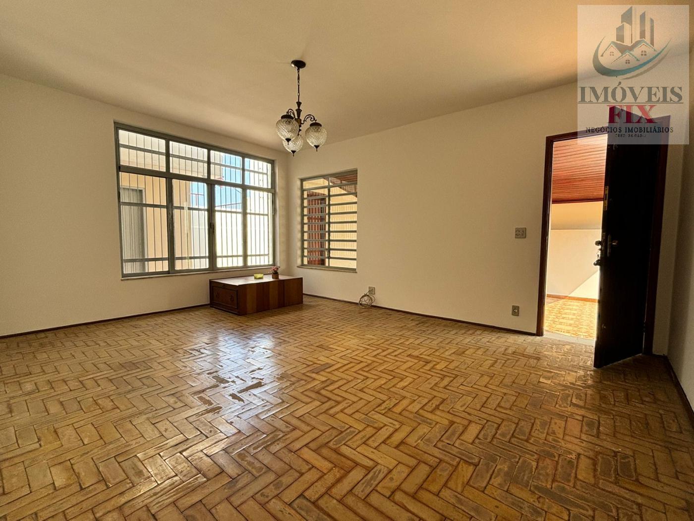 Casa à venda com 3 quartos, 152m² - Foto 6