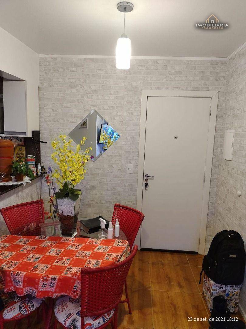 Apartamento à venda com 2 quartos, 51m² - Foto 3