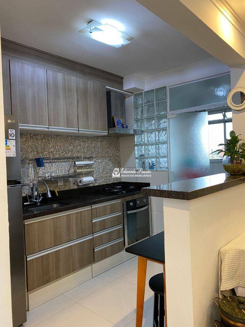 Apartamento à venda com 2 quartos, 59m² - Foto 17