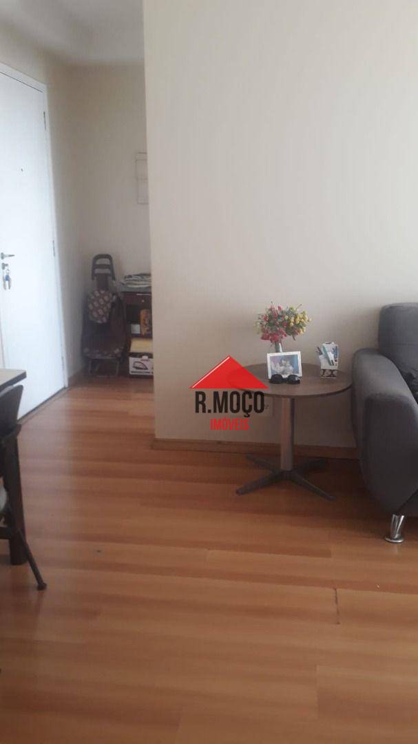 Apartamento à venda com 2 quartos, 47m² - Foto 4