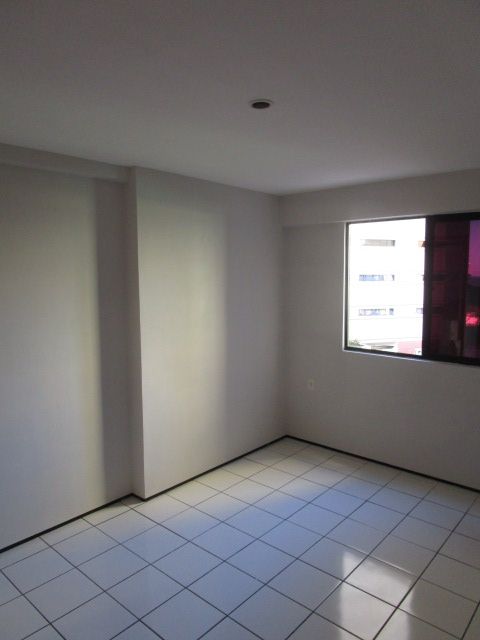 Apartamento à venda com 2 quartos, 65m² - Foto 5