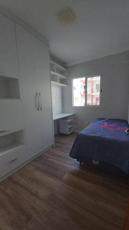 Apartamento à venda com 2 quartos, 60m² - Foto 17