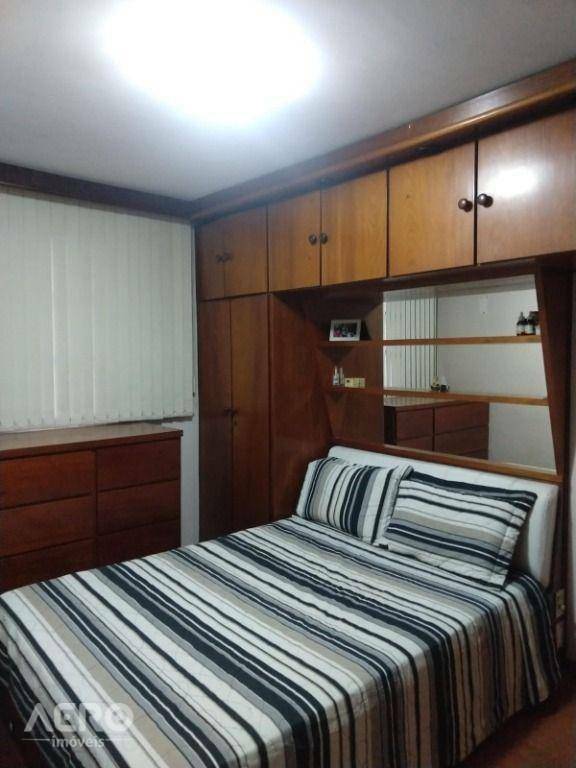 Apartamento à venda com 3 quartos, 74m² - Foto 12