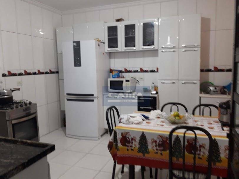 Sobrado à venda com 6 quartos, 220m² - Foto 8