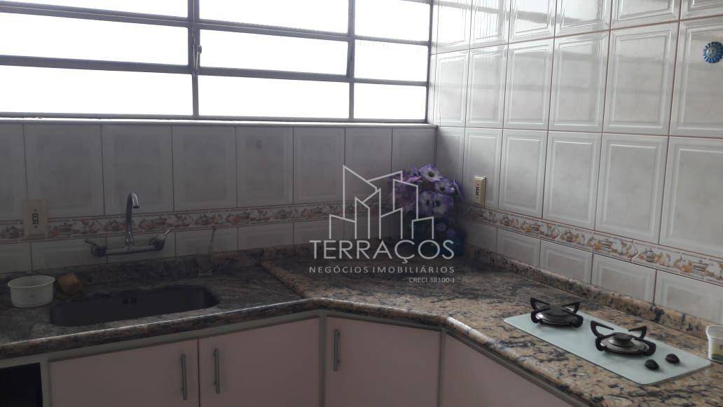 Casa, 4 quartos, 198 m² - Foto 5